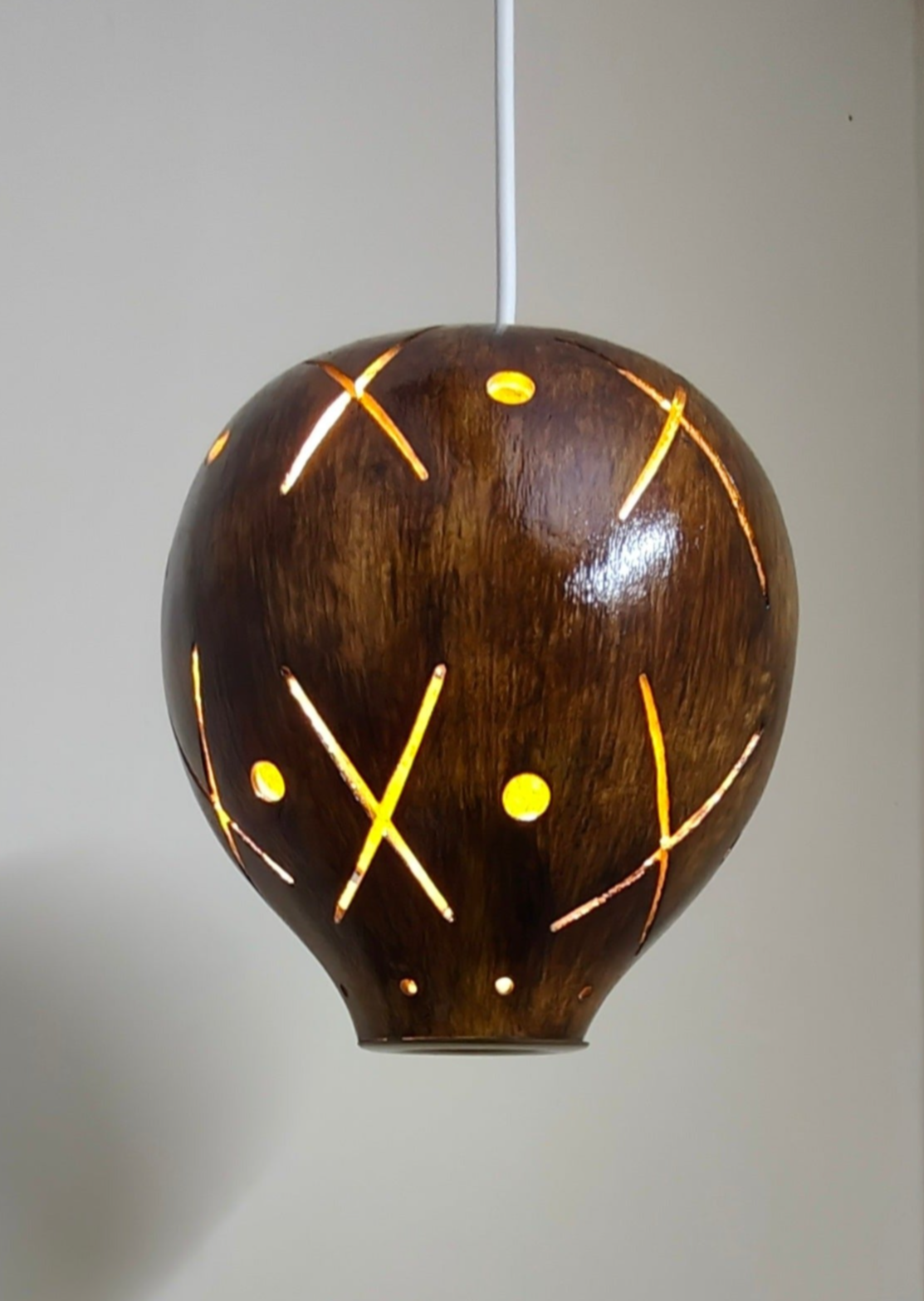 Handcrafted Criss-Cross Tumba Lamp